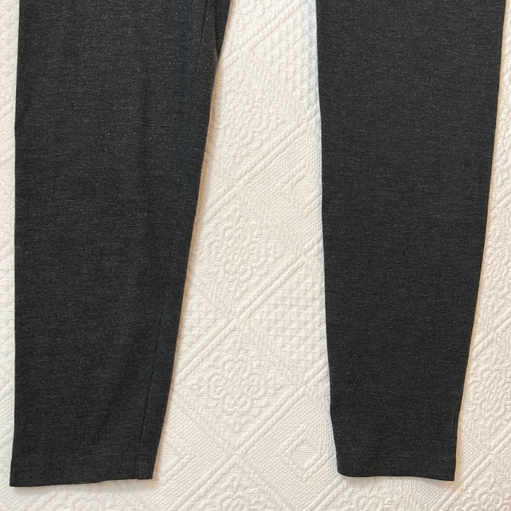 💥💥Grey Leggings Sz Medium - Picture 4 of 7